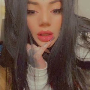 Meet your Posher, Victoria